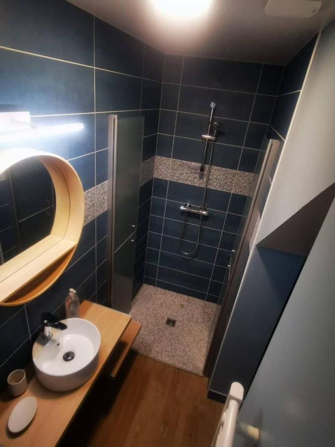 Au Numero 3 Châteauroux Eksteriør bilde